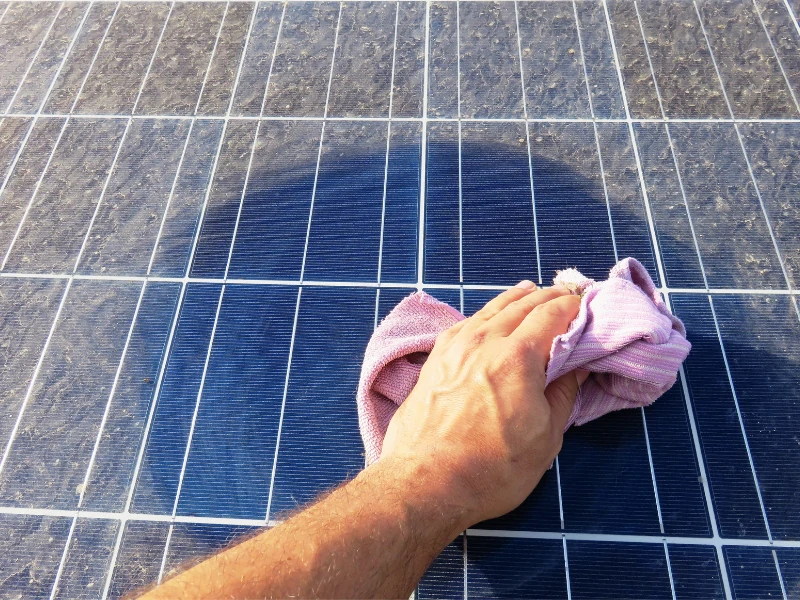 roof and solar panel cleaning townsville